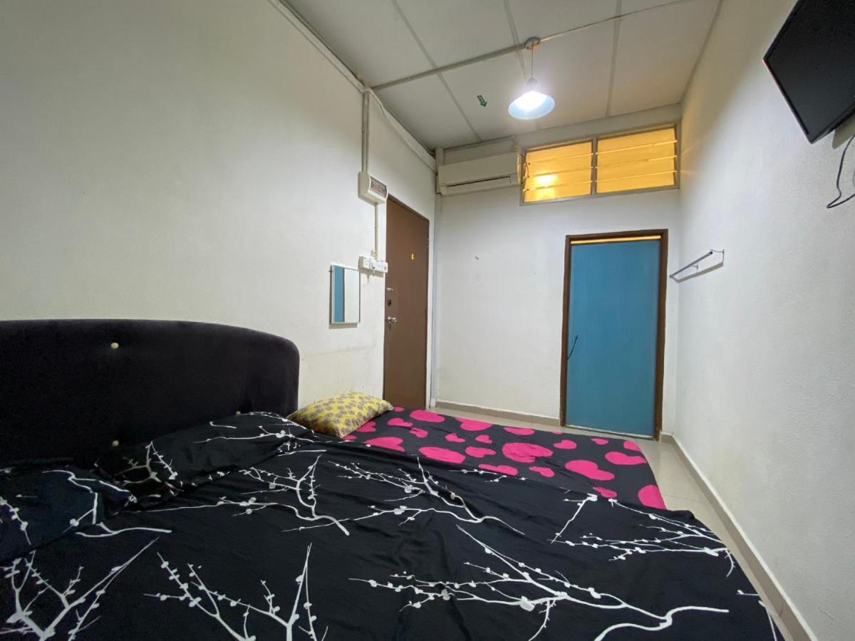 Spot On 90293 Sk Budget Hotel George Town Extérieur photo