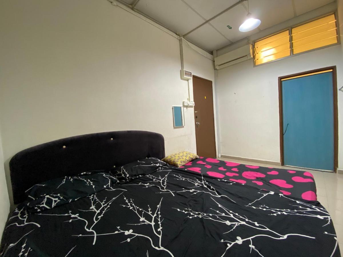 Spot On 90293 Sk Budget Hotel George Town Extérieur photo