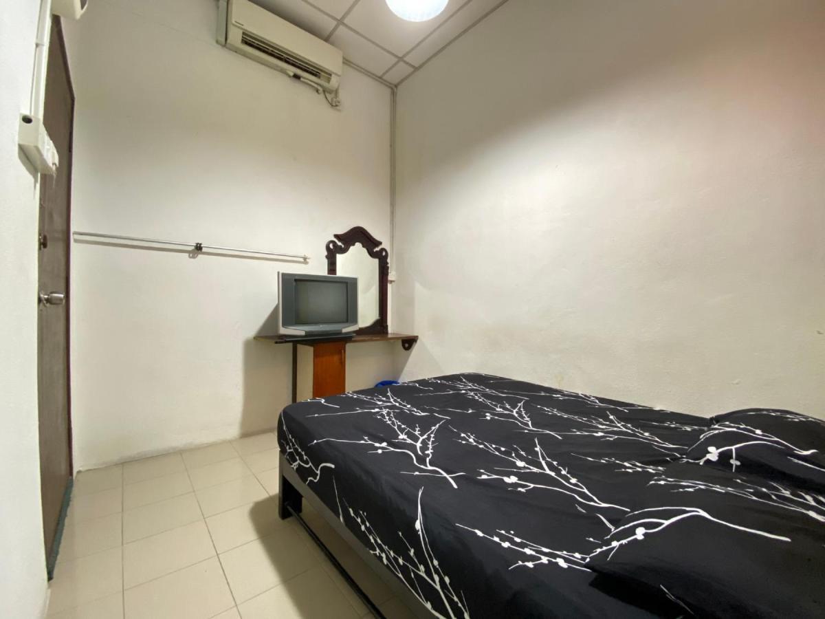 Spot On 90293 Sk Budget Hotel George Town Extérieur photo
