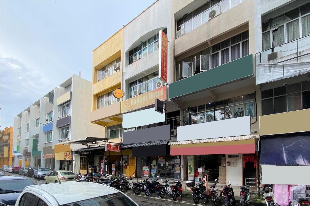 Spot On 90293 Sk Budget Hotel George Town Extérieur photo